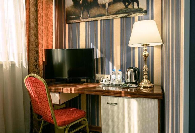 Superior Room with Terrace, Royal Plaza By Stellar Hotels, Yerevan