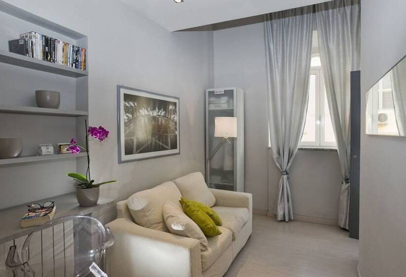 Quarto Estandar, Rome Vatican Suite