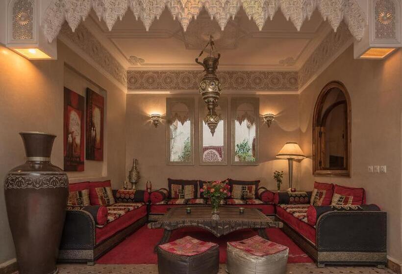 سوییت, Riad Dar Attika