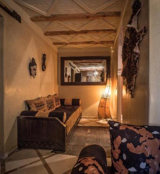 سوییت, Riad Dar Attika