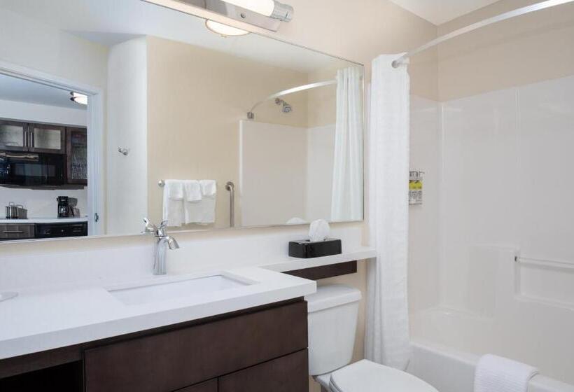 Студия Стандарт, Candlewood Suites Cheyenne, An Ihg