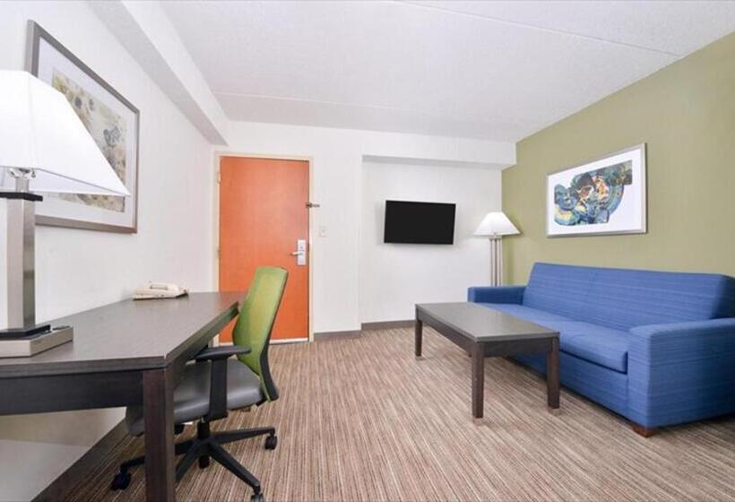 Номер Стандарт Адаптированный для Инвалидов, Holiday Inn Express Hotel & Suites Mooresville   Lake Norman, An Ihg