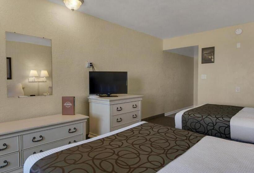 ２ダブルベッドのスタンダードルーム, Ramada By Wyndham Panama City Beach / Beachfront