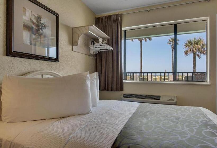 ２ダブルベッドのスタンダードルーム, Ramada By Wyndham Panama City Beach / Beachfront