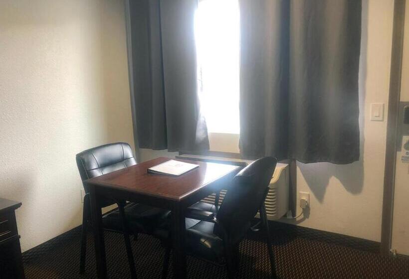 Стандартный Номер Кровать Кинг, Westward Inn