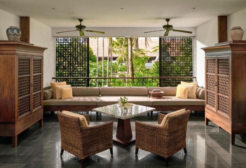 Люкс Вид на Сад, Intercontinental Bali Sanur Resort, An Ihg