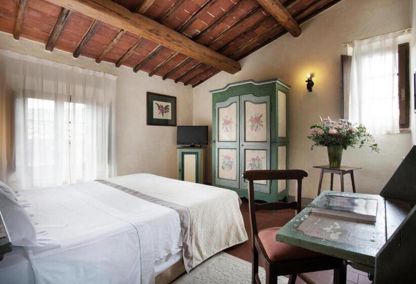 Классический Номер, Castello Di Spaltenna Exclusive Resort & Spa