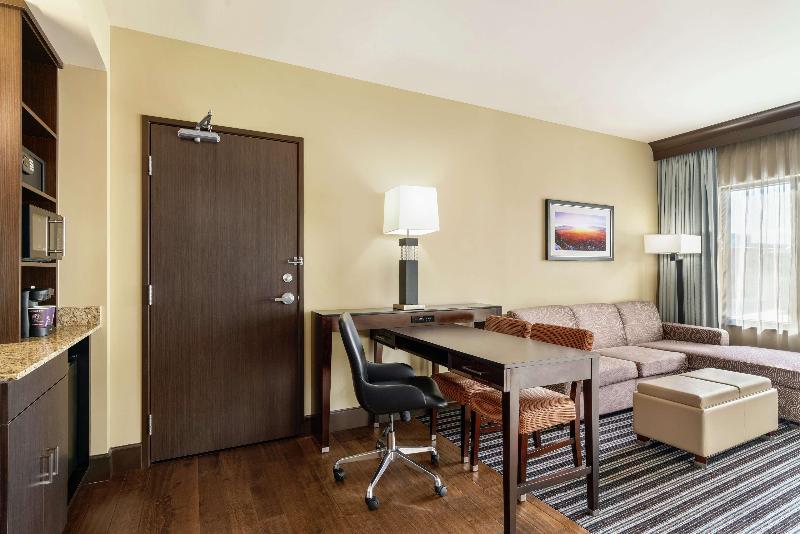 스탠다드 룸 산 전망, Embassy Suites By Hilton Salt Lake West Valley City