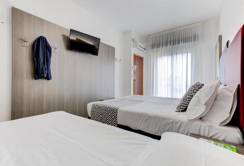 Трехместный Номер Стандарт с Балконом, Grazia Riccione