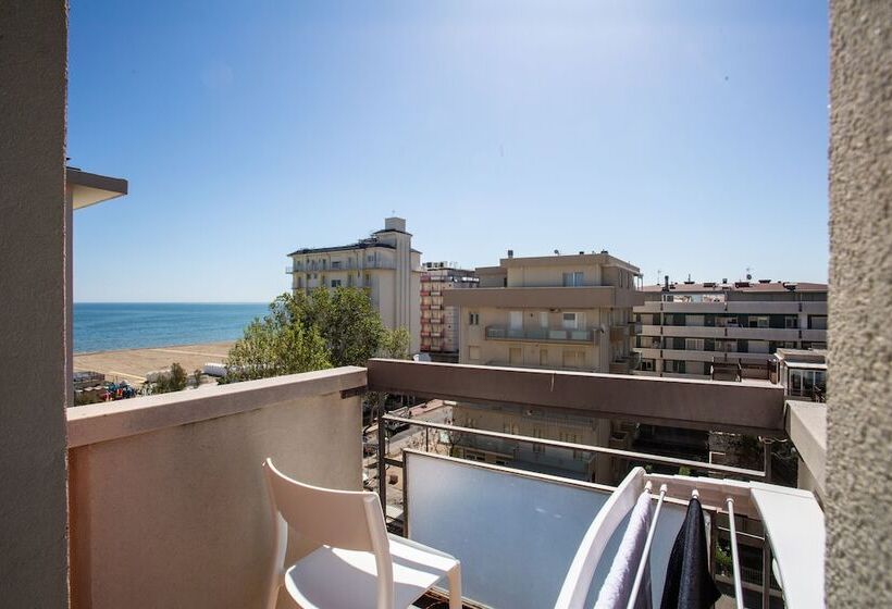 Семейный Номер, Grazia Riccione