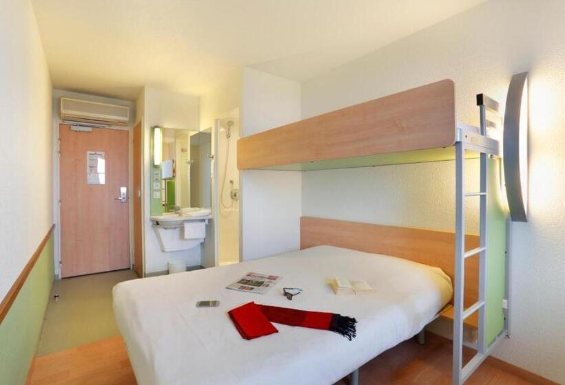 اتاق استاندارد سه نفره, Ibis Budget Cosnesurloire