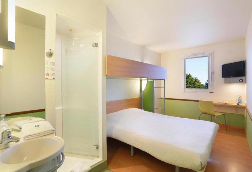 اتاق استاندارد سه نفره, Ibis Budget Cosnesurloire