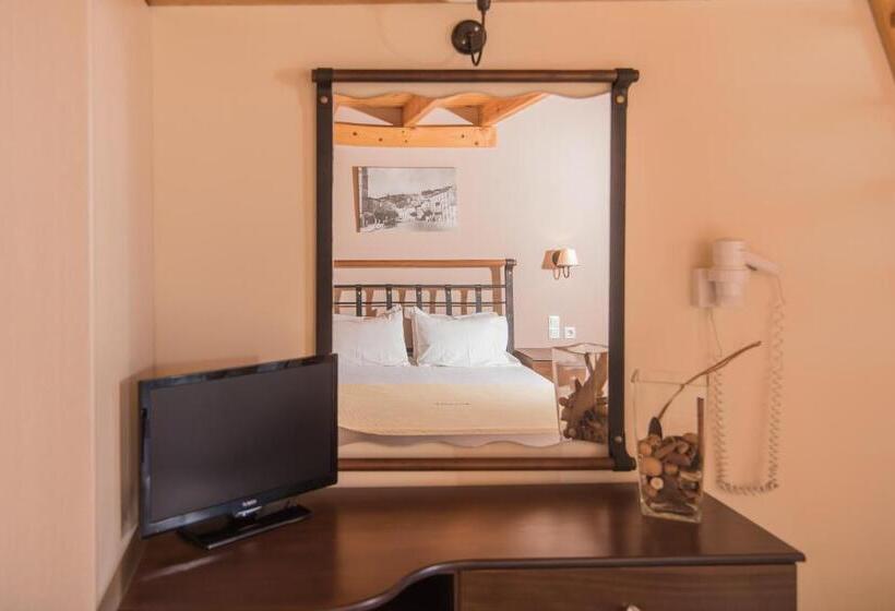 패밀리 룸 풀장 전망, Maistrali Hotel Zante