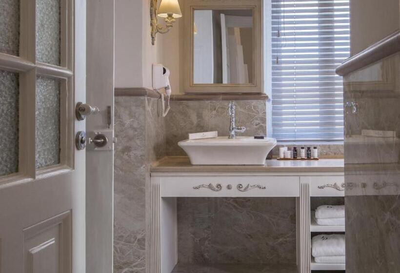 Семейный Номер Superior, Micra Anglia Boutique Hotel & Spa