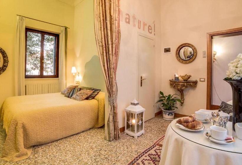 اتاق استاندارد چهار تخته, Ca' Della Corte