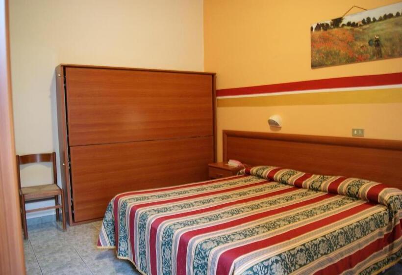 Quarto Triplo Standart, Dolly