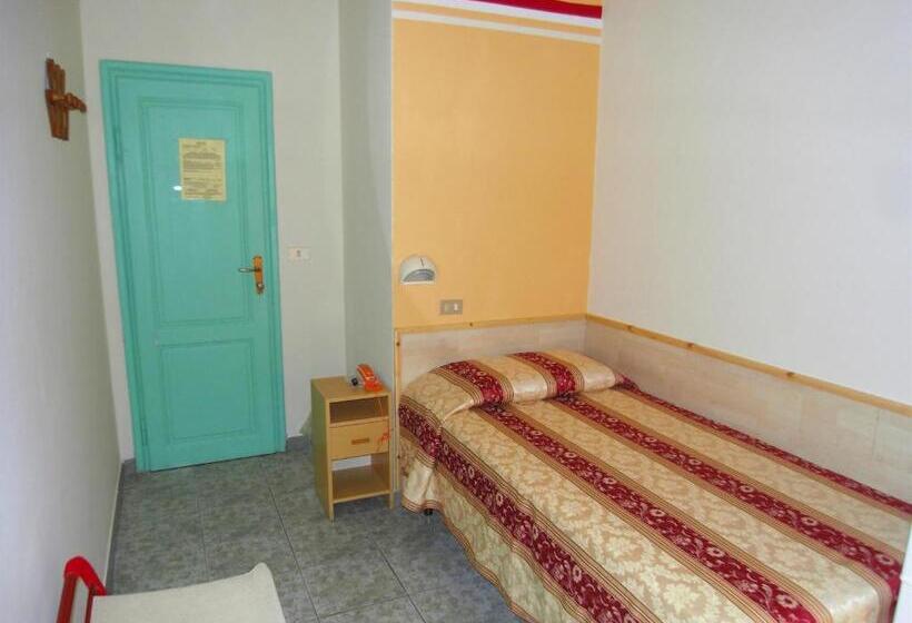 Quarto standart individual, Dolly