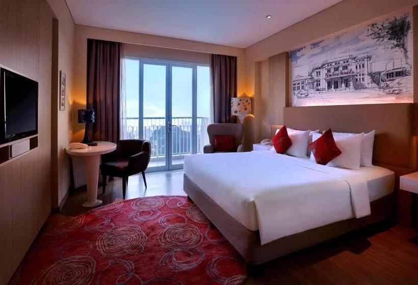 Quarto Deluxe Vista Piscina, Grand Mercure Bandung Setiabudi