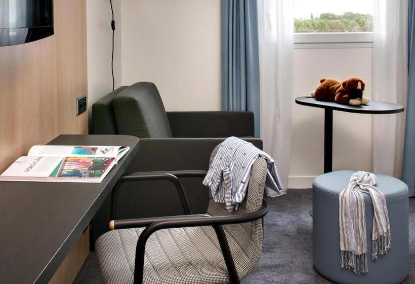 Номер Стандарт, Ibis Styles Montargis Arboria