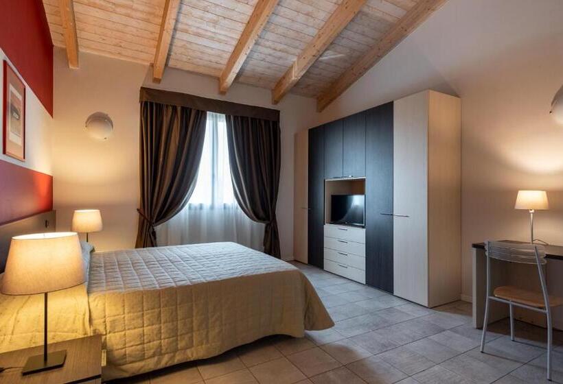 Апартаменты 1 Спальня, Maranello Village