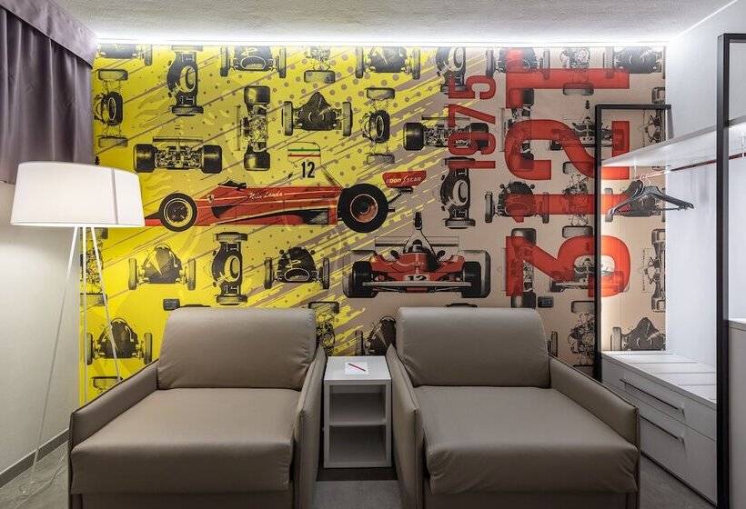 Трехместный Номер Deluxe, Maranello Village