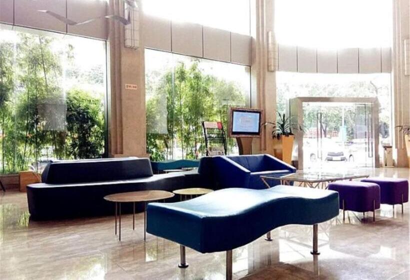 高级大房间, Ramada  Meizhou