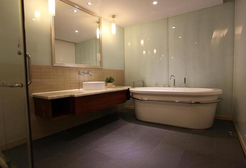 行政房间, Ramada  Meizhou