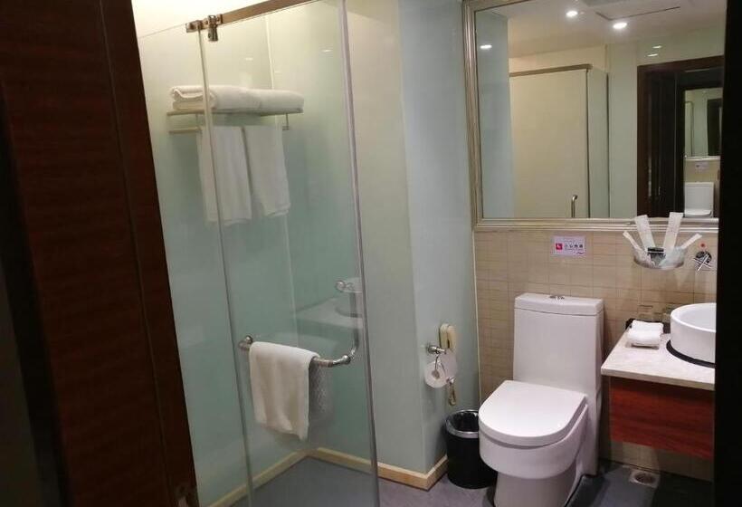 带大床的标准间, Ramada  Meizhou
