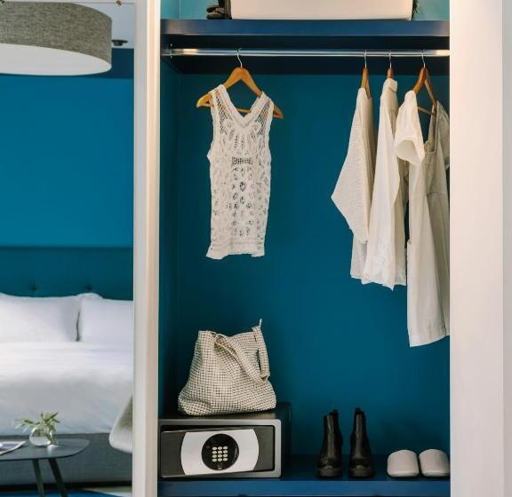 اتاق استاندارد با 2 تخت دوبل, The William Powered By Sonder
