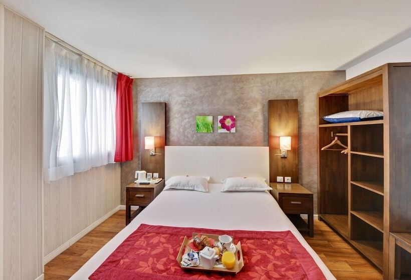 Номер Стандарт, Paris Pacific Paris Villejuif  Pres Du Metro L Hay Les Roses Ligne 14   Direct Paris Aeroport Orly E