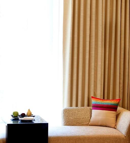 اتاق سوپریور با تخت بزرگ, Novotel Goa Candolim