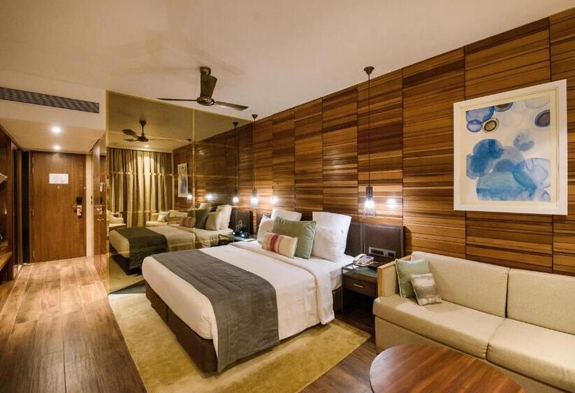 اتاق لوکس با تخت بزرگ, Novotel Goa Candolim