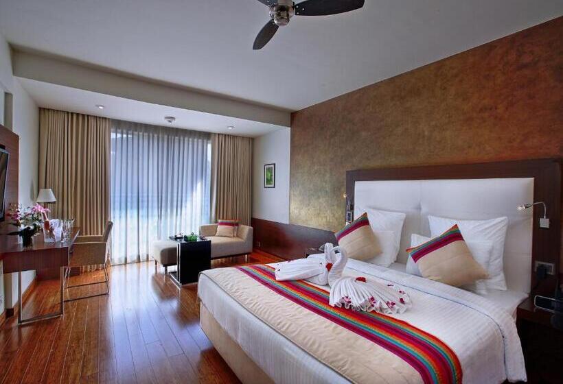 اتاق لوکس با تخت بزرگ, Novotel Goa Candolim
