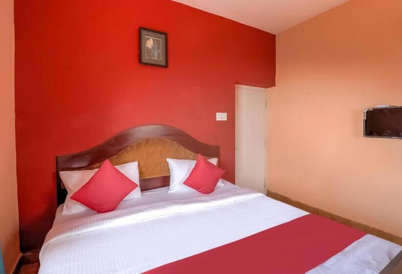 اتاق کلاسیک سه تخته, Fabhotel Green Castle Resort