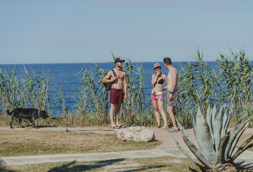 استودیوی استاندارد با چشم‌انداز دریا, Acquasanta Europaclub