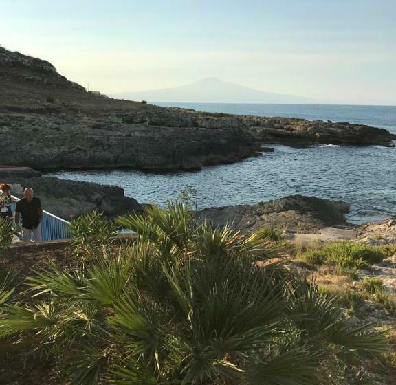 استودیوی استاندارد با چشم‌انداز دریا, Acquasanta Europaclub