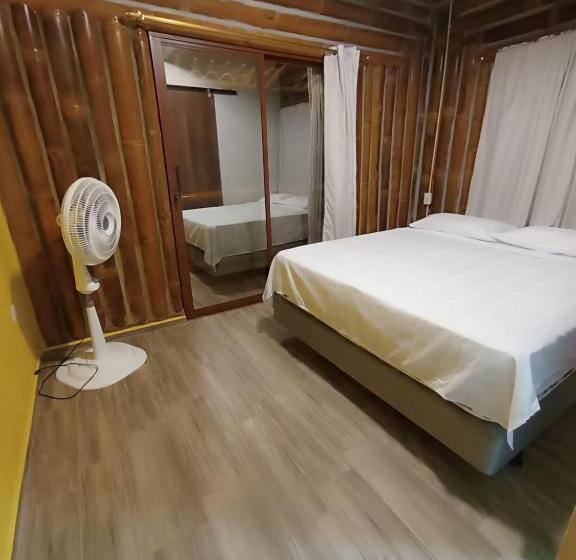 디럭스 테라스 룸 바다 전망, Hostal Fara