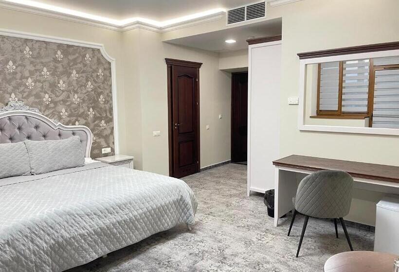 اتاق سوپریور با تخت بزرگ, Villa Acaem