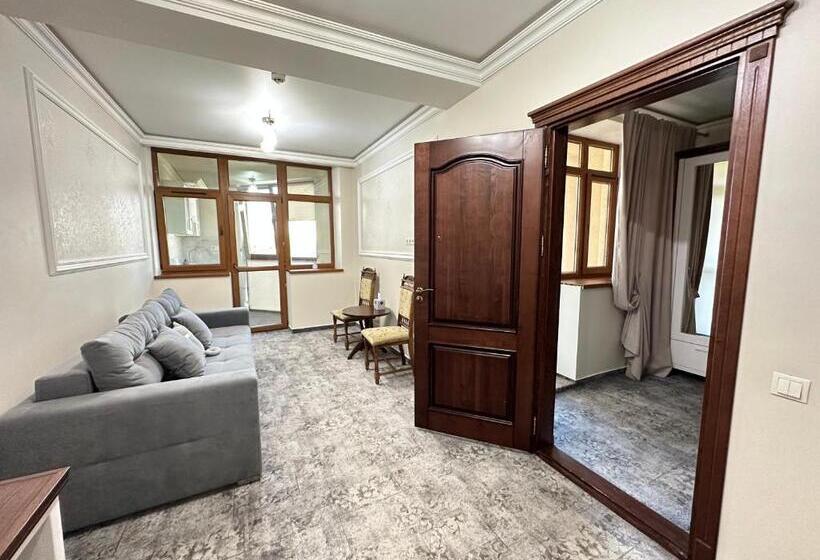 استودیو استاندارد با تخت کینگ, Villa Acaem
