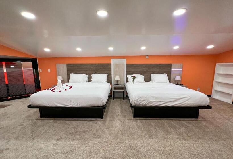 Апартаменты Пентхаус 1 Спальня, Hollywood Motel