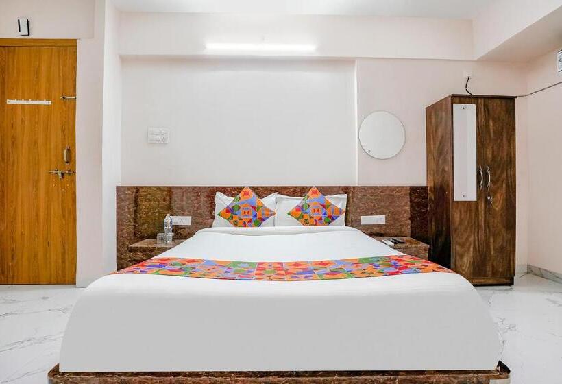 اتاق لوکس, Fabhotel Wakad Villa   Nr Amar Business Zone
