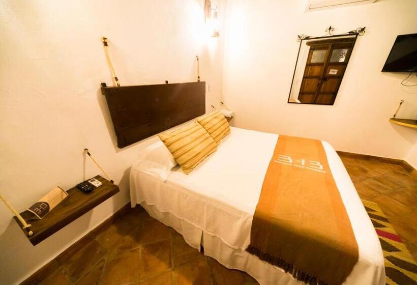 اتاق استاندارد سه نفره, Bohemia Hotel Boutique
