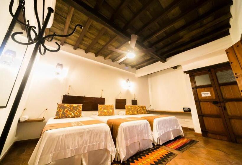سوییت خانوادگی, Bohemia Hotel Boutique