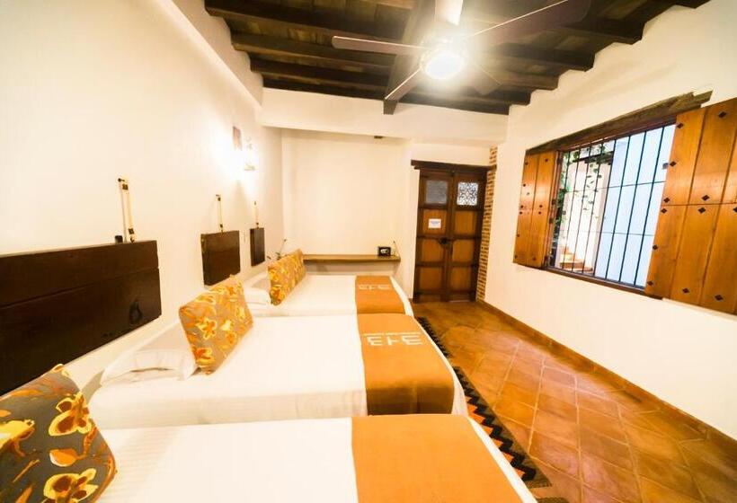 سوییت خانوادگی, Bohemia Hotel Boutique