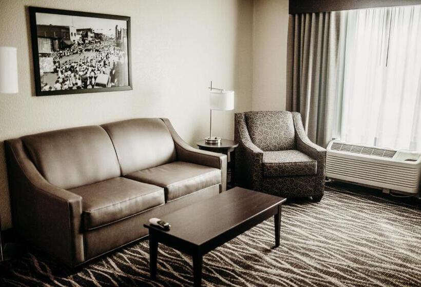 스위트 킹사이즈 침대, Cobblestone Hotel & Suites International Falls