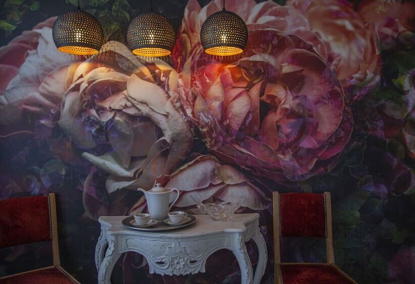Номер Стандарт, Hôtel Le Grand Barnum