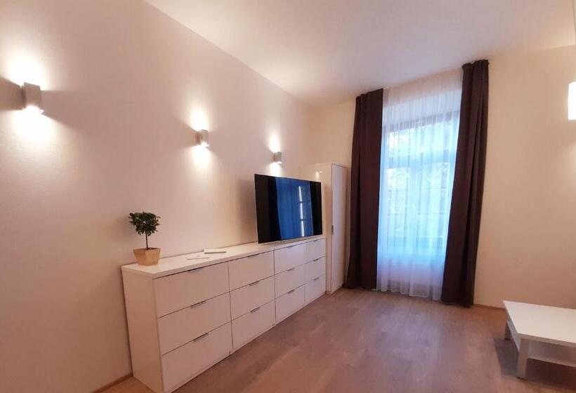 Студия Стандарт, Residence Mariánská