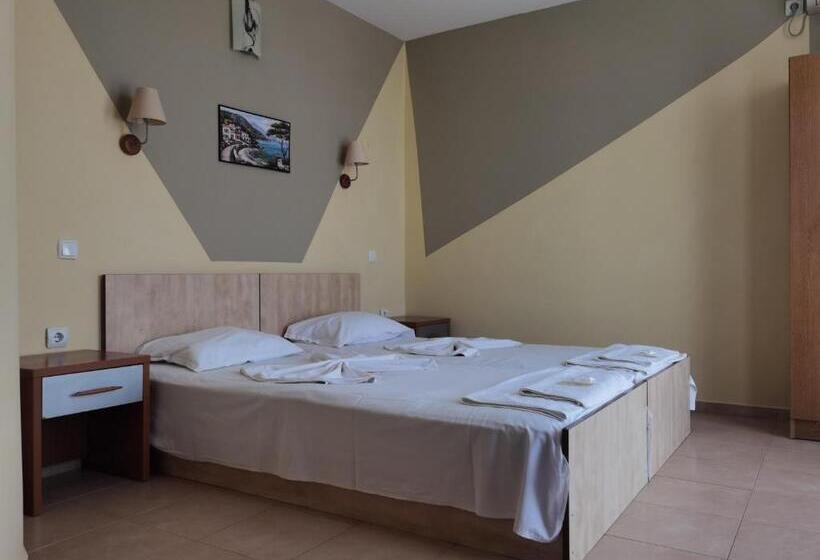 Трехместный Номер Комфорт, Santorini Sveti Vlas