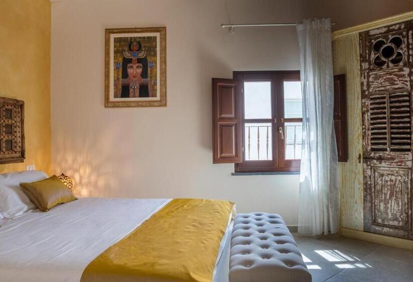 Люкс с гидромассажем, Moon S Tower Suite&rooms