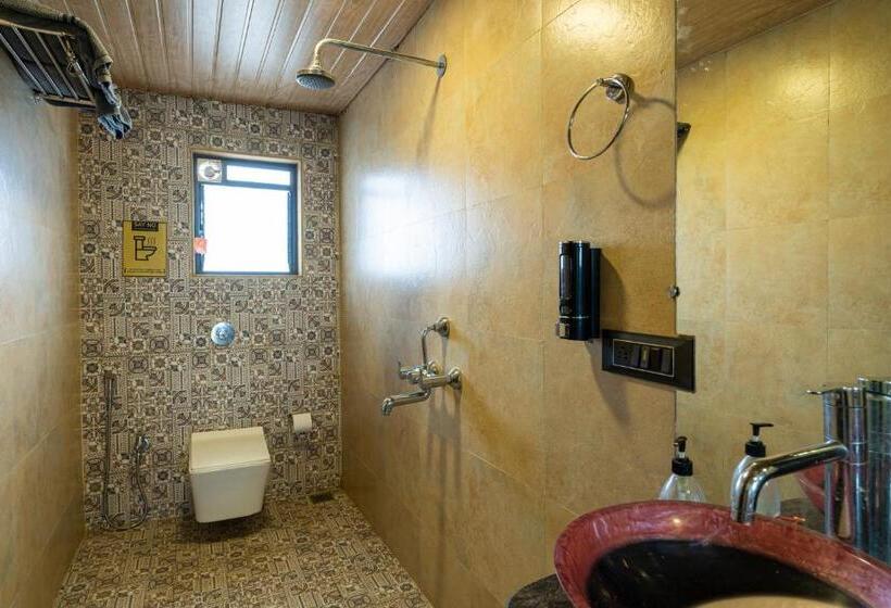 스탠다드 룸, The Hosteller Lonavala